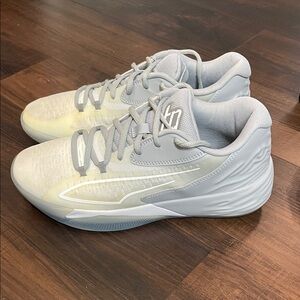 PUMA Stewie 1 Women's Basketball Shoes Grey/White 378262-05 (Size W 9 US)